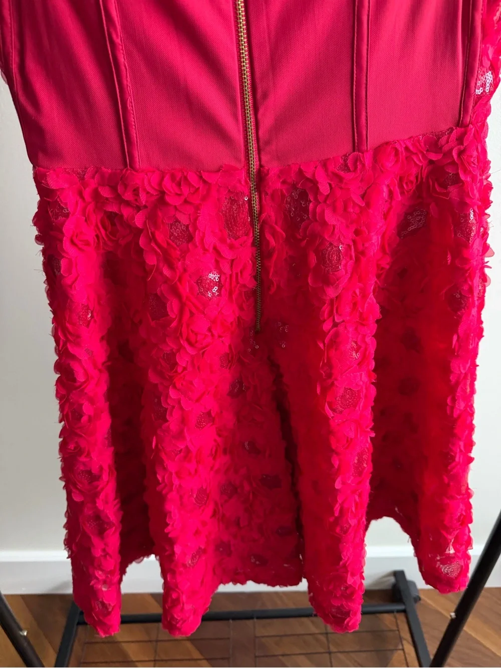 Vintage Y2K Bebe Hot Pink Floral Appliqué Corset Dress Size 8 - Picture 12 of 13